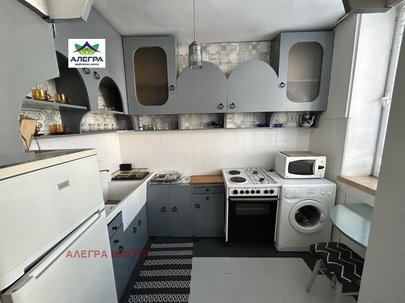 Продава 3-СТАЕН в град Пазарджик, Център - 70 кв.м / 95 000 € » 185 803.85 лв., АЛЕГРА ИМОТИ