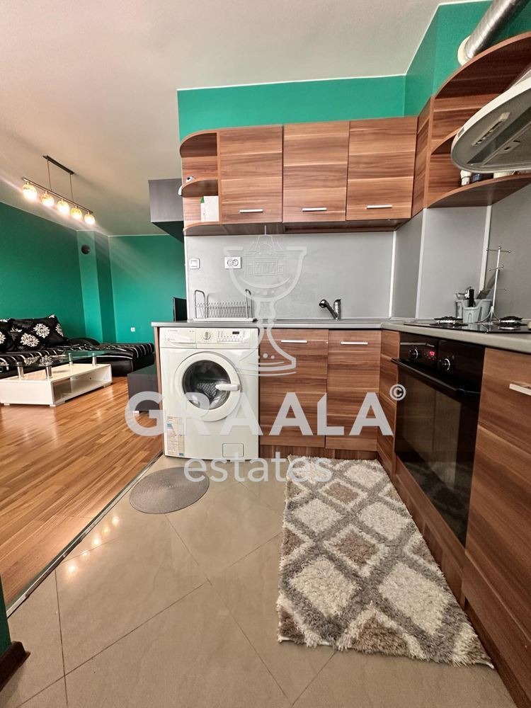 Продава 2-СТАЕН, гр. Велико Търново, Колю Фичето, снимка 2 - Апартаменти - 54566149