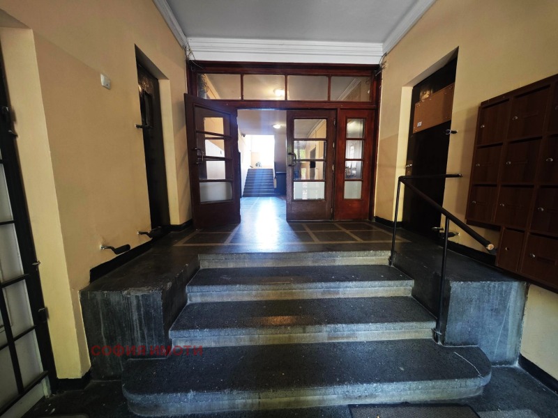 Продава  3-стаен град София , Център , 75 кв.м | 43313987 - изображение [2]