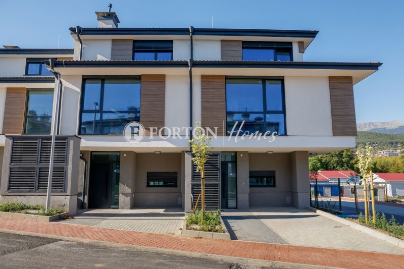 Продава КЪЩА, гр. София, м-т Камбаните, снимка 2 - Къщи - 52718119