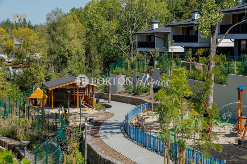 Продава КЪЩА, гр. София, м-т Камбаните, снимка 9 - Къщи - 52718119