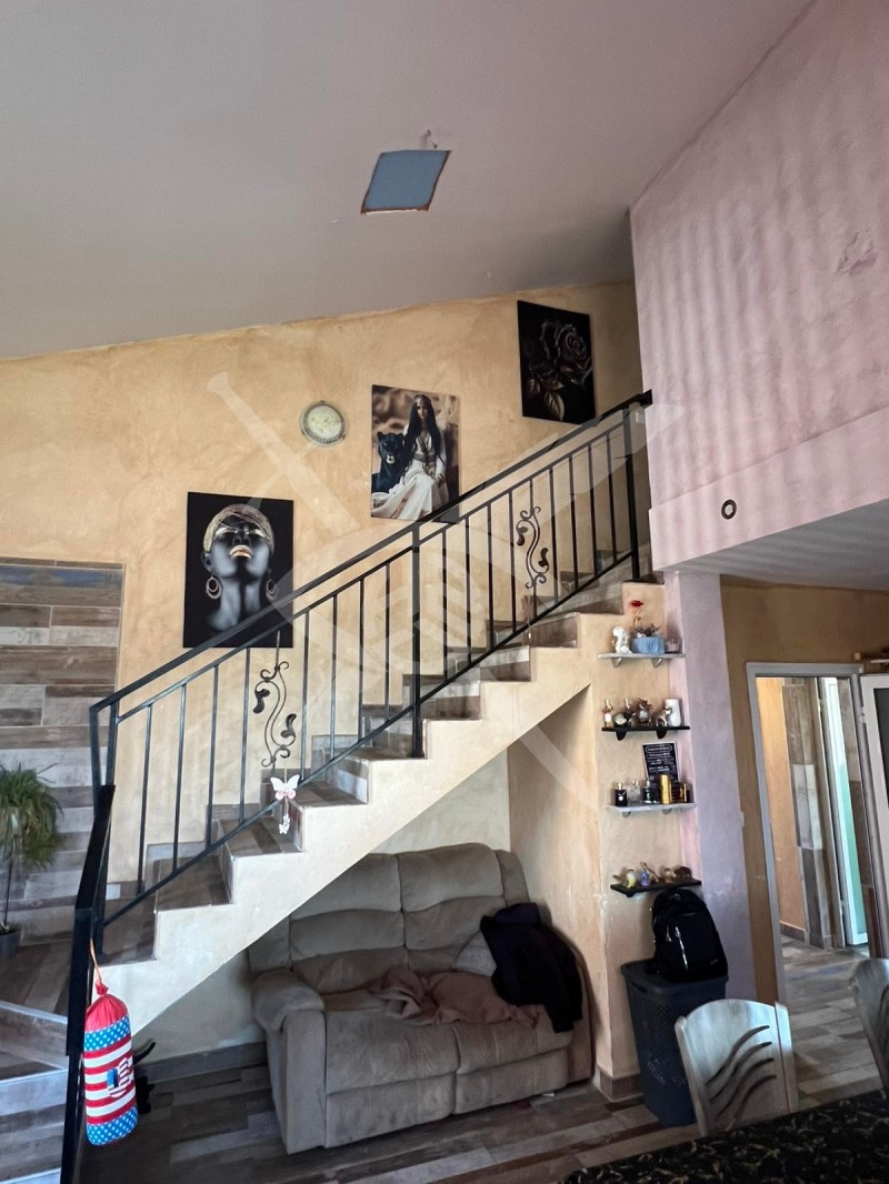 Продава КЪЩА, с. Черни връх, област Бургас, снимка 5 - Къщи - 53122222