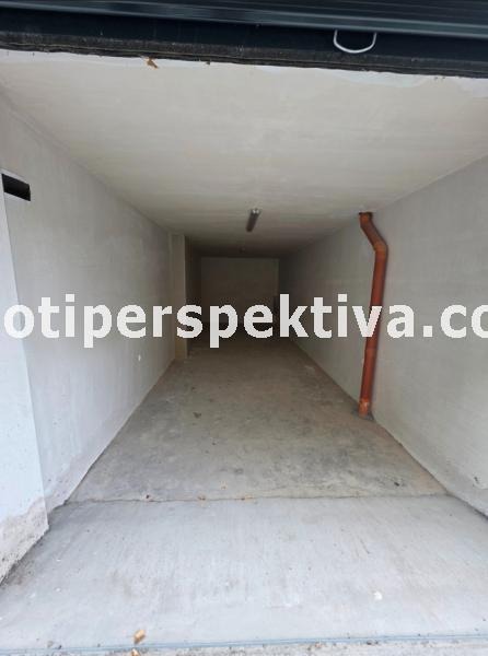 Продава ГАРАЖ, ПАРКОМЯСТО, град Пловдив, Тракия • 38000 € / 74321.54 лв. • 57932607 1