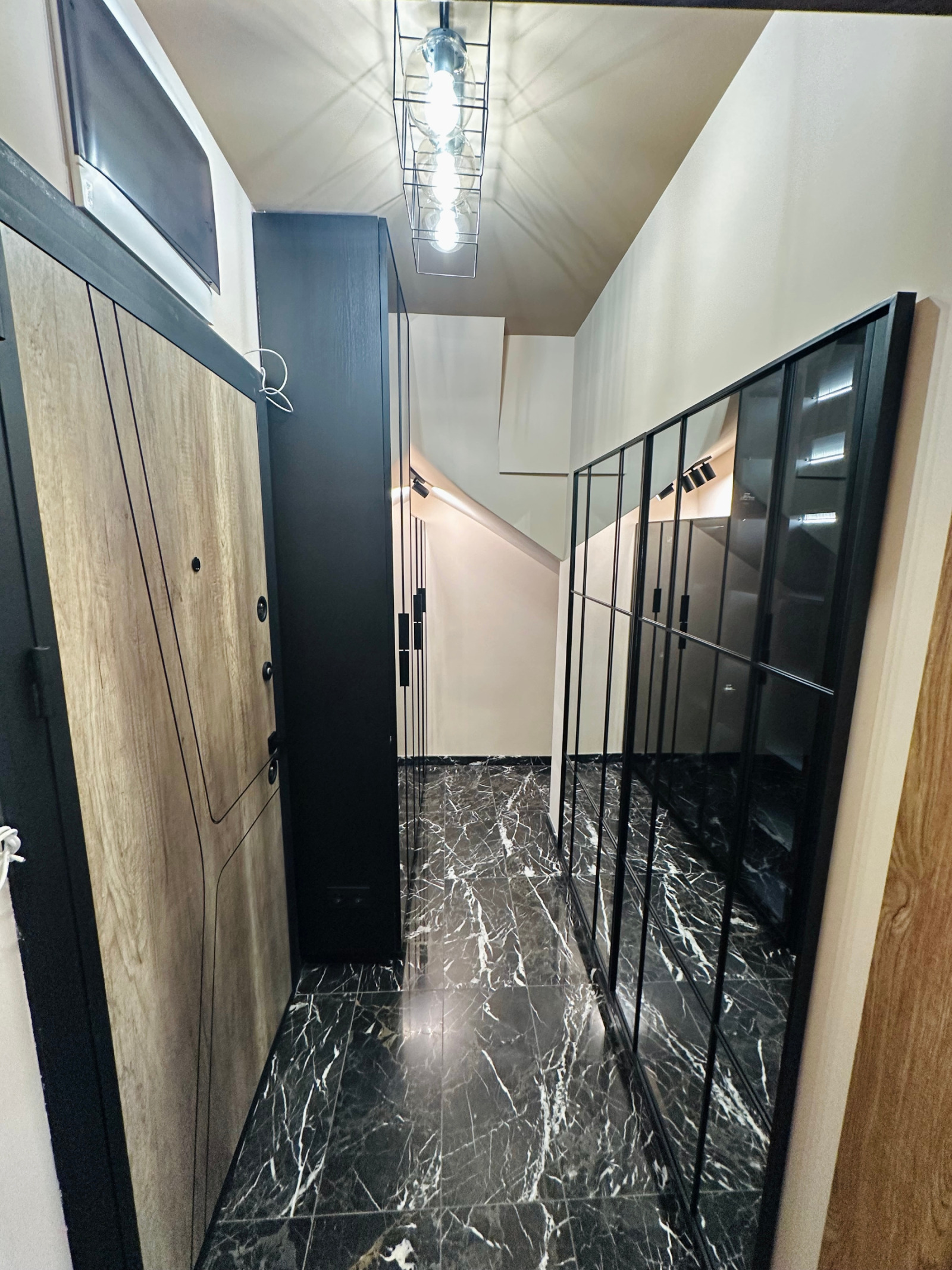 Продава 3-СТАЕН, гр. Пловдив, Център, снимка 12 - Апартаменти - 54105554