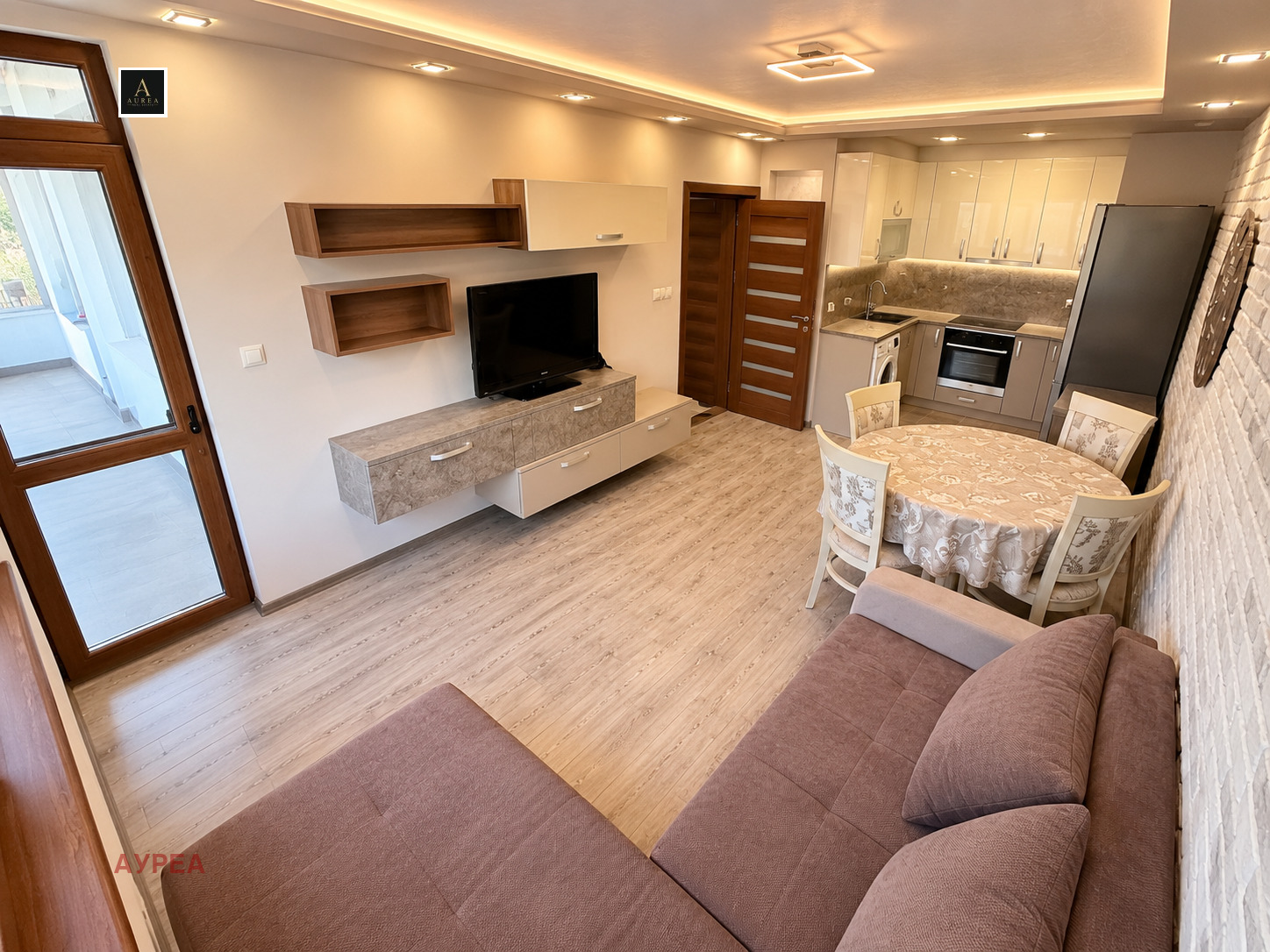 Продава 3-СТАЕН, гр. Русе, Дружба 3, снимка 2 - Апартаменти - 56281761