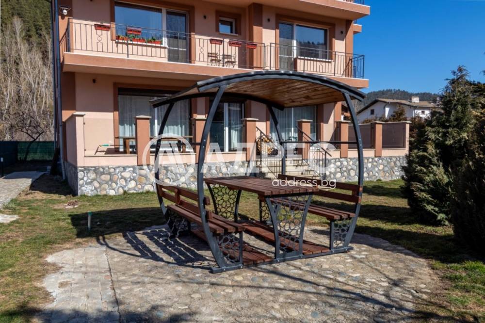 Продава КЪЩА, с. Маджаре, област София област
