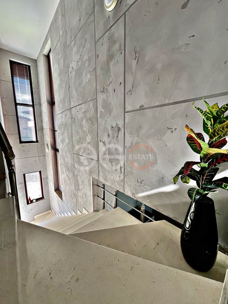 Продава КЪЩА, гр. Балчик, област Добрич, снимка 12 - Къщи - 54368639