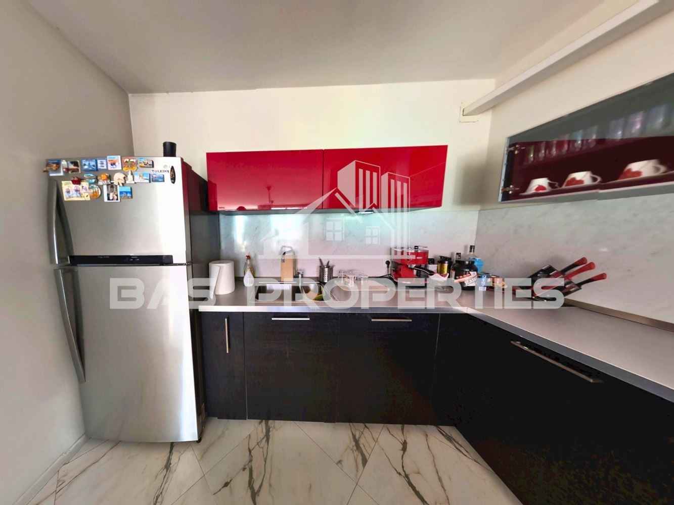 Продава МНОГОСТАЕН, гр. София, Полигона, снимка 5 - Апартаменти - 54363086