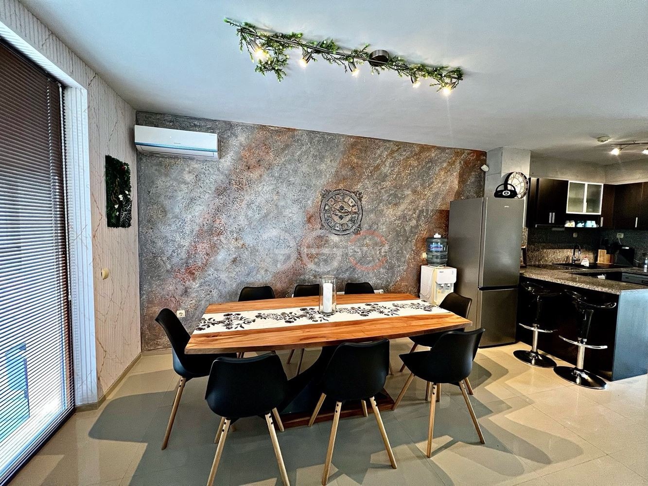 Продава КЪЩА, гр. Балчик, област Добрич, снимка 7 - Къщи - 54368639