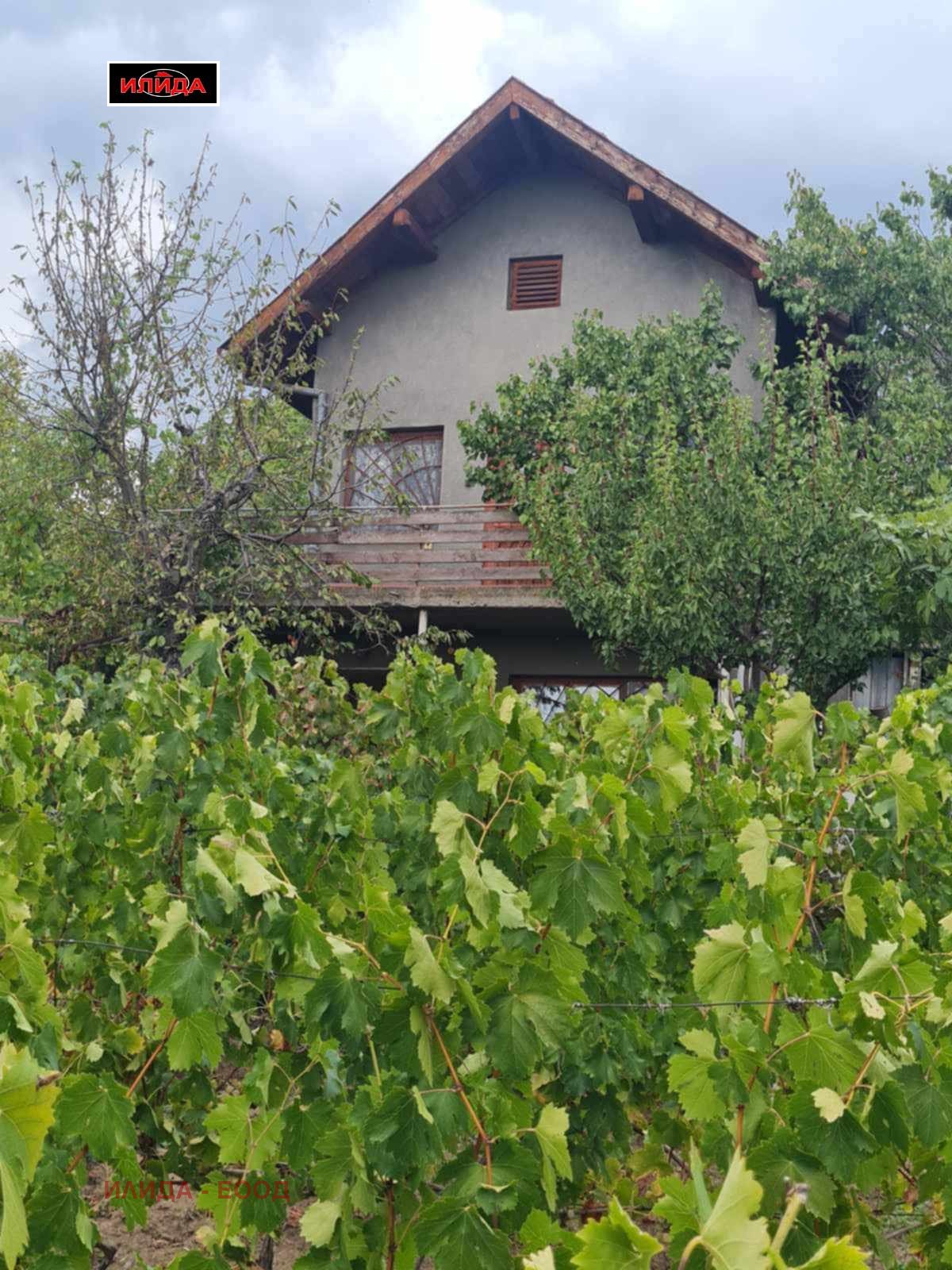 Продава ВИЛА, гр. Русе, в.з. Касева Чешма, снимка 2 - Вили - 49314727