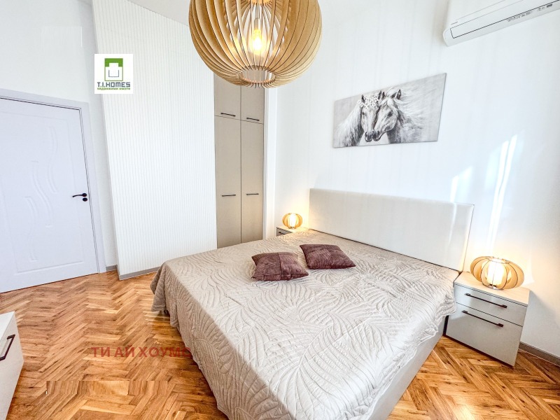 Продава 3-СТАЕН, гр. София, Център, снимка 5 - Апартаменти - 53085741