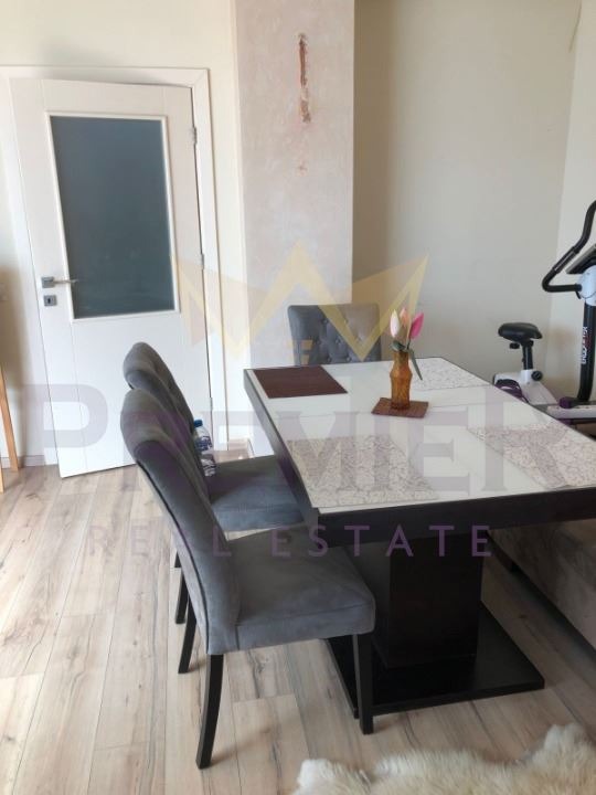 Продава 3-СТАЕН, гр. Варна, Погреби