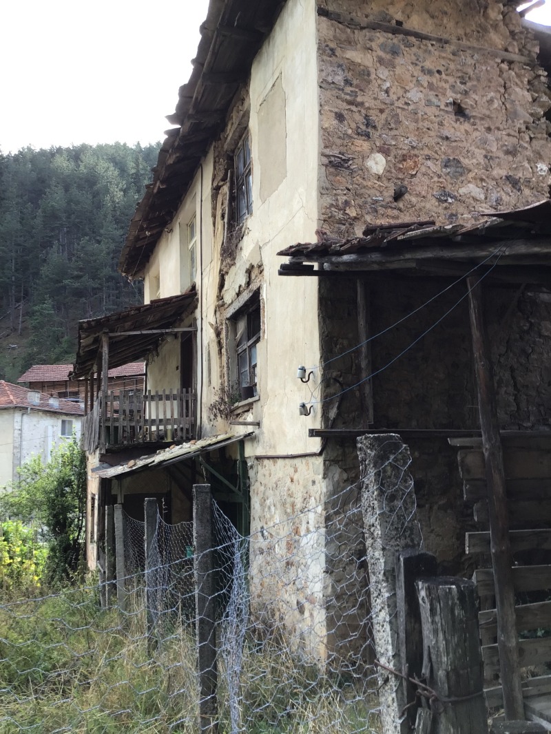 Продава КЪЩА, с. Соколовци, област Смолян, снимка 3 - Къщи - 52781801