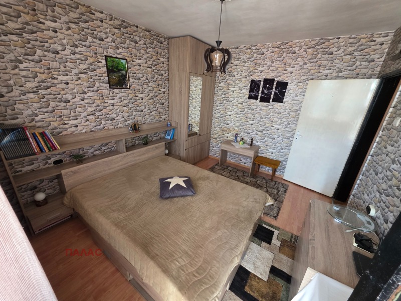 Продава КЪЩА, гр. Бургас, Долно Езерово, снимка 5 - Къщи - 52212758