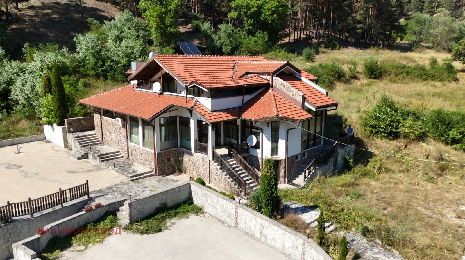 Продава ХОТЕЛ, гр. Якоруда, област Благоевград