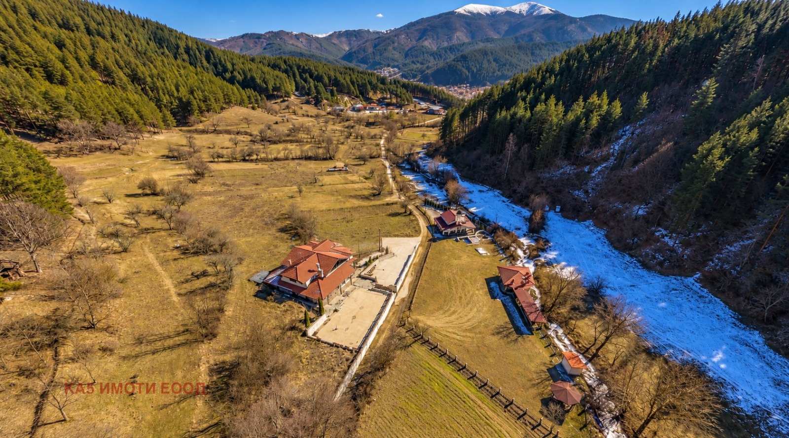 Продава ХОТЕЛ, гр. Якоруда, област Благоевград, снимка 14 - Хотели - 56438236