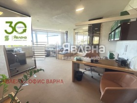 Продава  Офис, град Варна