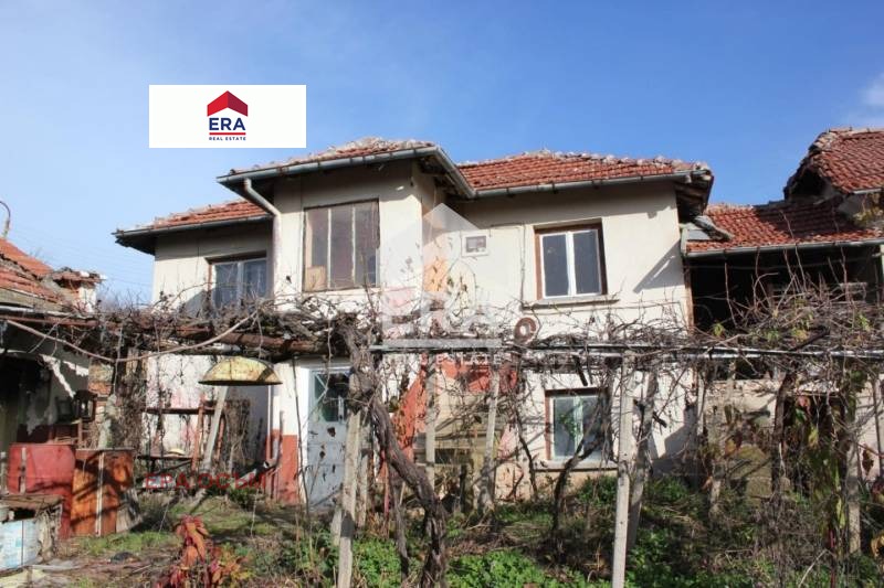 Продава КЪЩА, с. Владиня, област Ловеч, снимка 2 - Къщи - 53679937