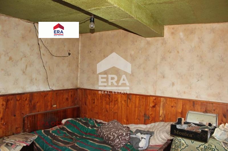 Продава КЪЩА, с. Владиня, област Ловеч, снимка 6 - Къщи - 53679937