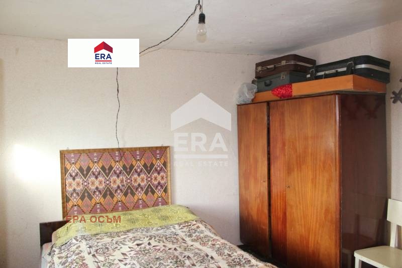 Продава КЪЩА, с. Владиня, област Ловеч, снимка 3 - Къщи - 53614943