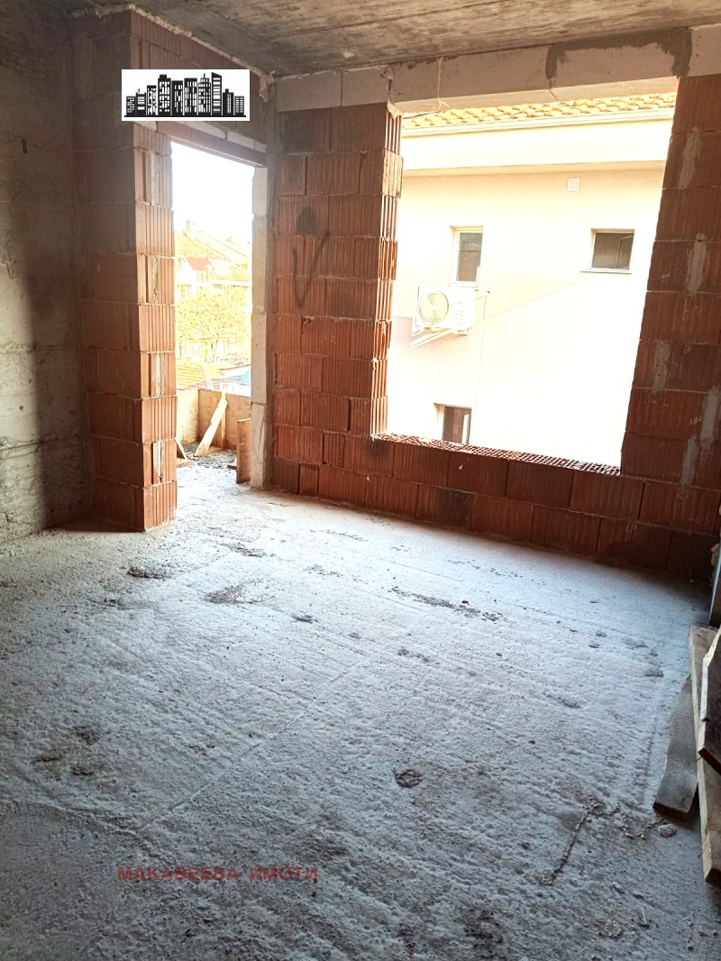 À venda  2 quartos Plovdiv , Kiutchuk Parij , 93 m² | 72670557 - imagem [8]