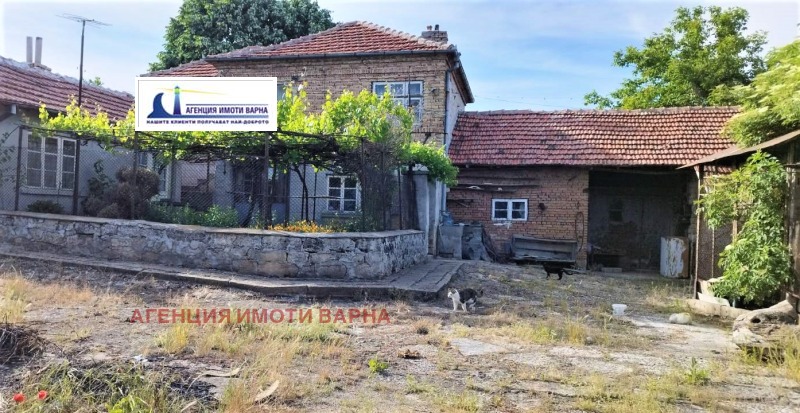 Продава КЪЩА, с. Аврен, област Варна, снимка 2 - Къщи - 41321261