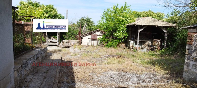 Продава КЪЩА, с. Аврен, област Варна, снимка 8 - Къщи - 41321261