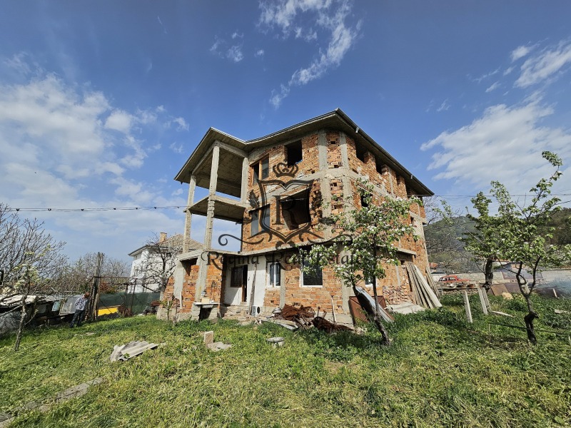 Продава  Къща област Пловдив , гр. Хисаря , 318 кв.м | 12804651 - изображение [2]