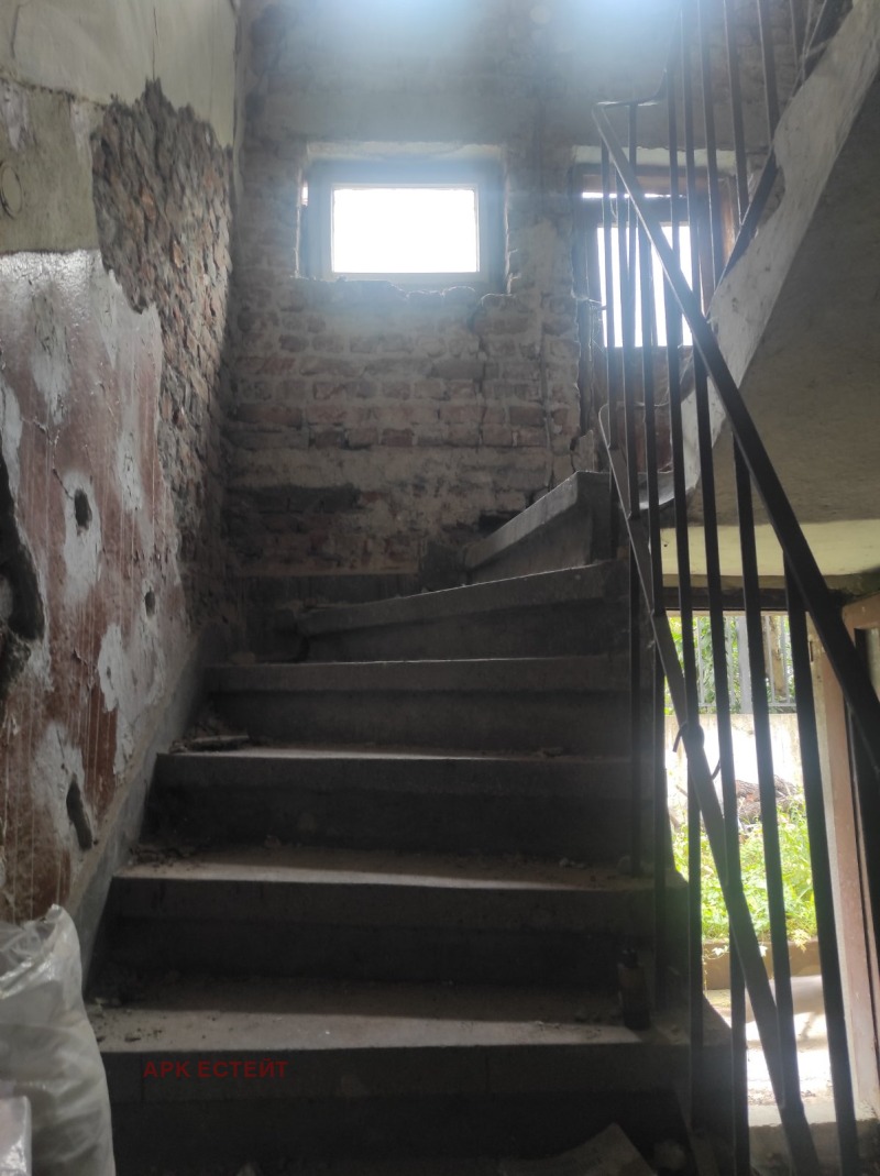 Продава  Къща град Перник , Могиличе , 106 кв.м | 67426006 - изображение [10]