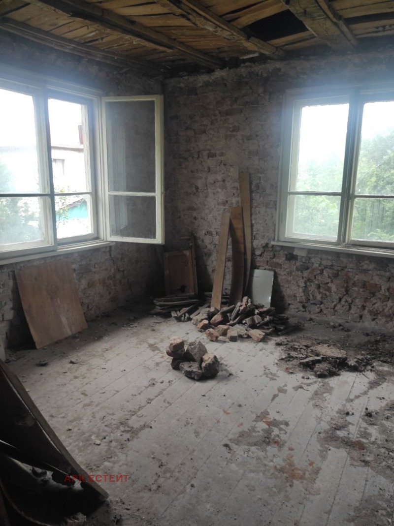 Продава  Къща град Перник , Могиличе , 106 кв.м | 67426006 - изображение [6]