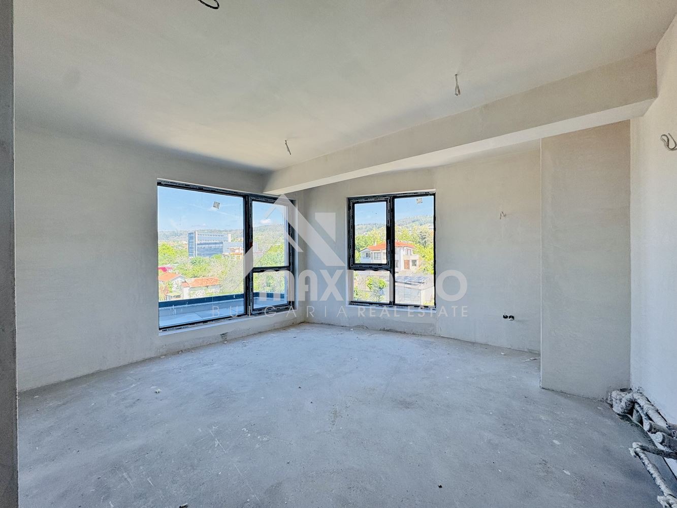 Продава 3-СТАЕН, гр. Варна, Левски 1