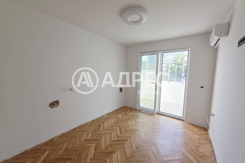 Продава МНОГОСТАЕН, гр. Варна, Център, снимка 13 - Апартаменти - 54499037