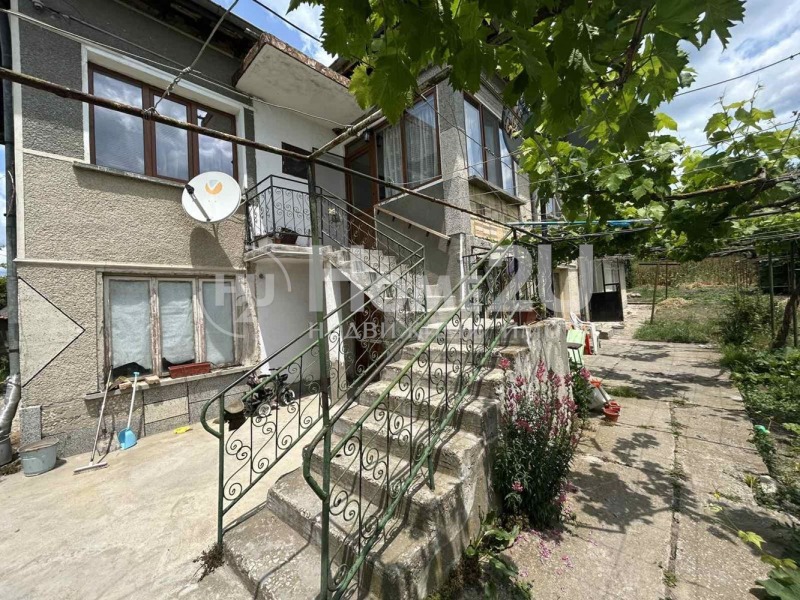 Продава  Етаж от къща област Варна , гр. Игнатиево , 118 кв.м | 41882911