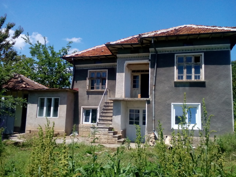 Продава  Къща област Велико Търново , с. Хаджидимитрово , 112 кв.м | 97637028