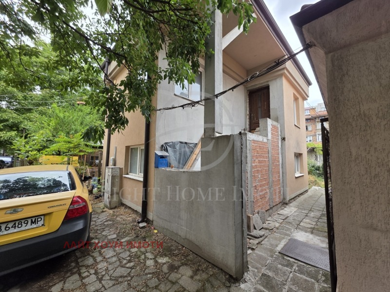 Продава  Къща град Пловдив , Кючук Париж , 111 кв.м | 68580929 - изображение [2]