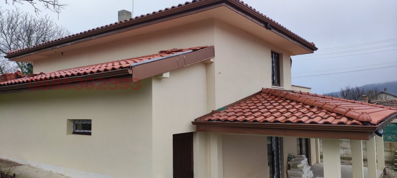 Продава КЪЩА, с. Долище, област Варна