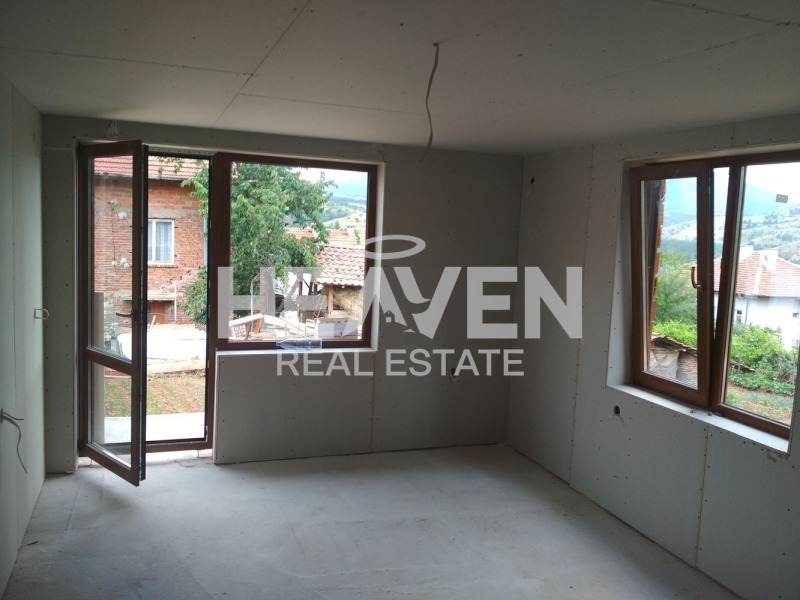 Продава КЪЩА, с. Калояново, област Пловдив, снимка 4 - Къщи - 53170675