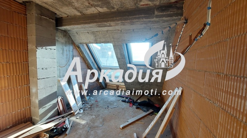 Продава 2-СТАЕН, гр. Пловдив, Център, снимка 2 - Апартаменти - 52821460