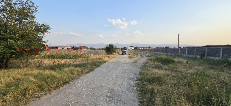 Myytävänä  Juoni Plovdiv , Industrialna zona - Sever , 5645 neliömetriä | 52377174 - kuva [2]