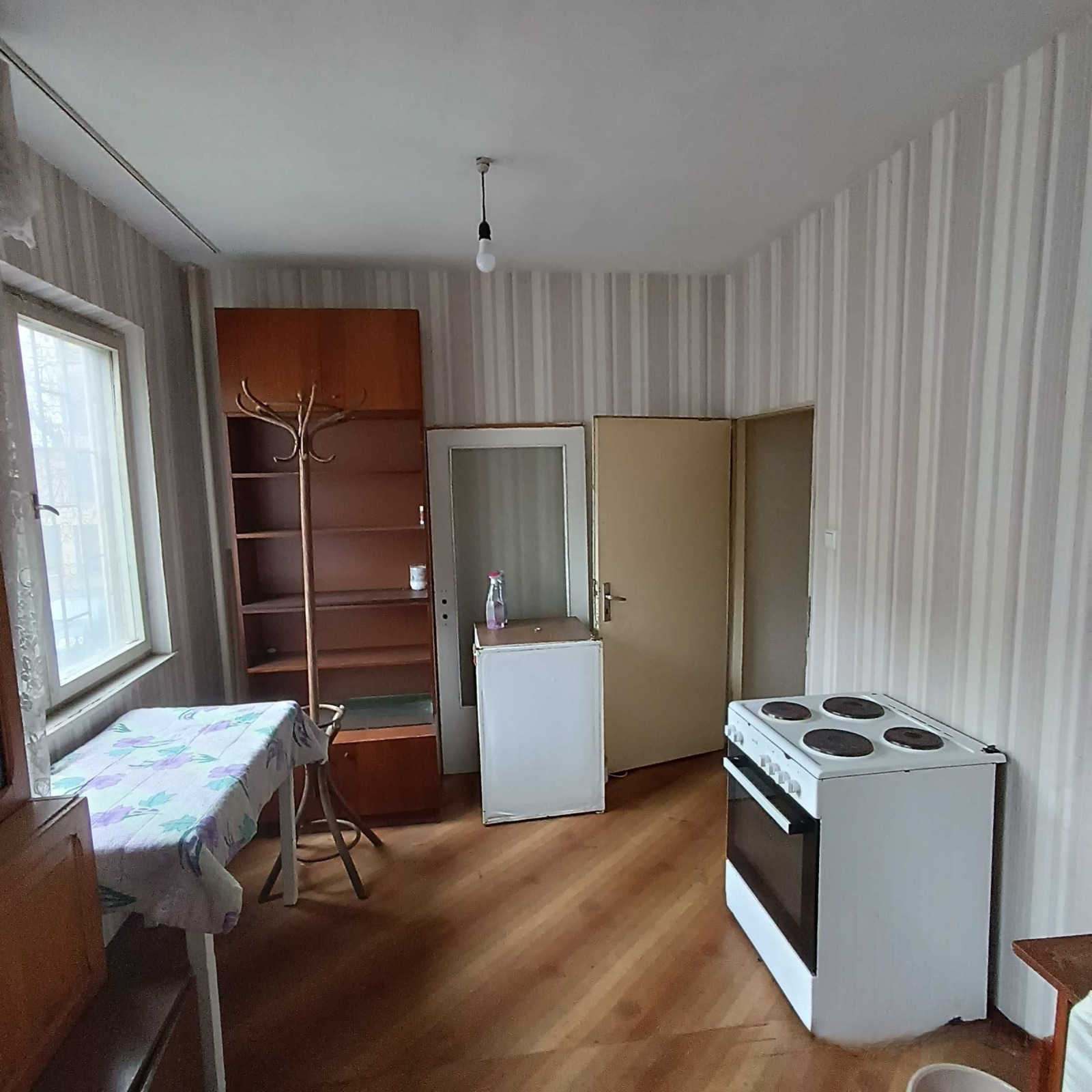 Продава 3-СТАЕН, гр. Пловдив, Център
