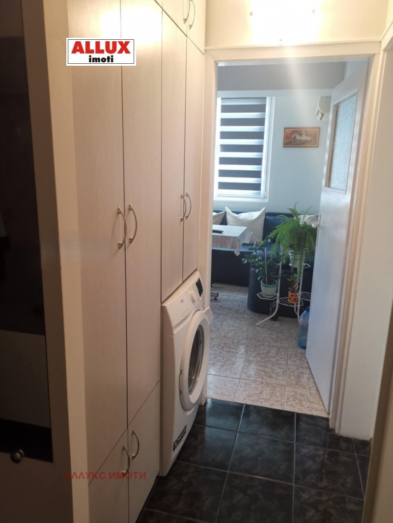 Продава 3-СТАЕН, гр. Русе, Здравец Изток, снимка 6 - Апартаменти - 52799710