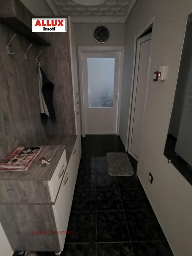 Продава 3-СТАЕН, гр. Русе, Здравец Изток, снимка 9 - Апартаменти - 52799710