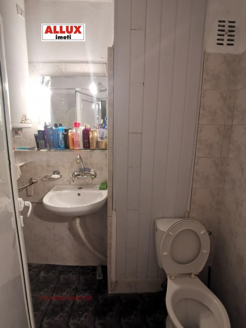 Продава 3-СТАЕН, гр. Русе, Здравец Изток, снимка 8 - Апартаменти - 52799710