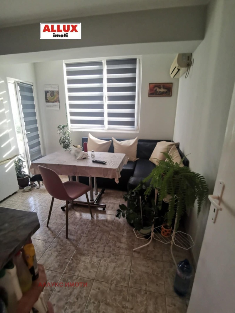 Продава 3-СТАЕН, гр. Русе, Здравец Изток, снимка 3 - Апартаменти - 52799710