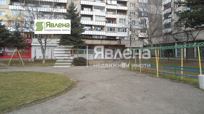 À vendre  Boutique Pernik , Iztok , 210 m² | 96938542