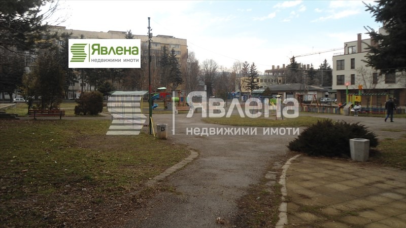 À vendre  Boutique Pernik , Iztok , 210 m² | 96938542 - image [2]