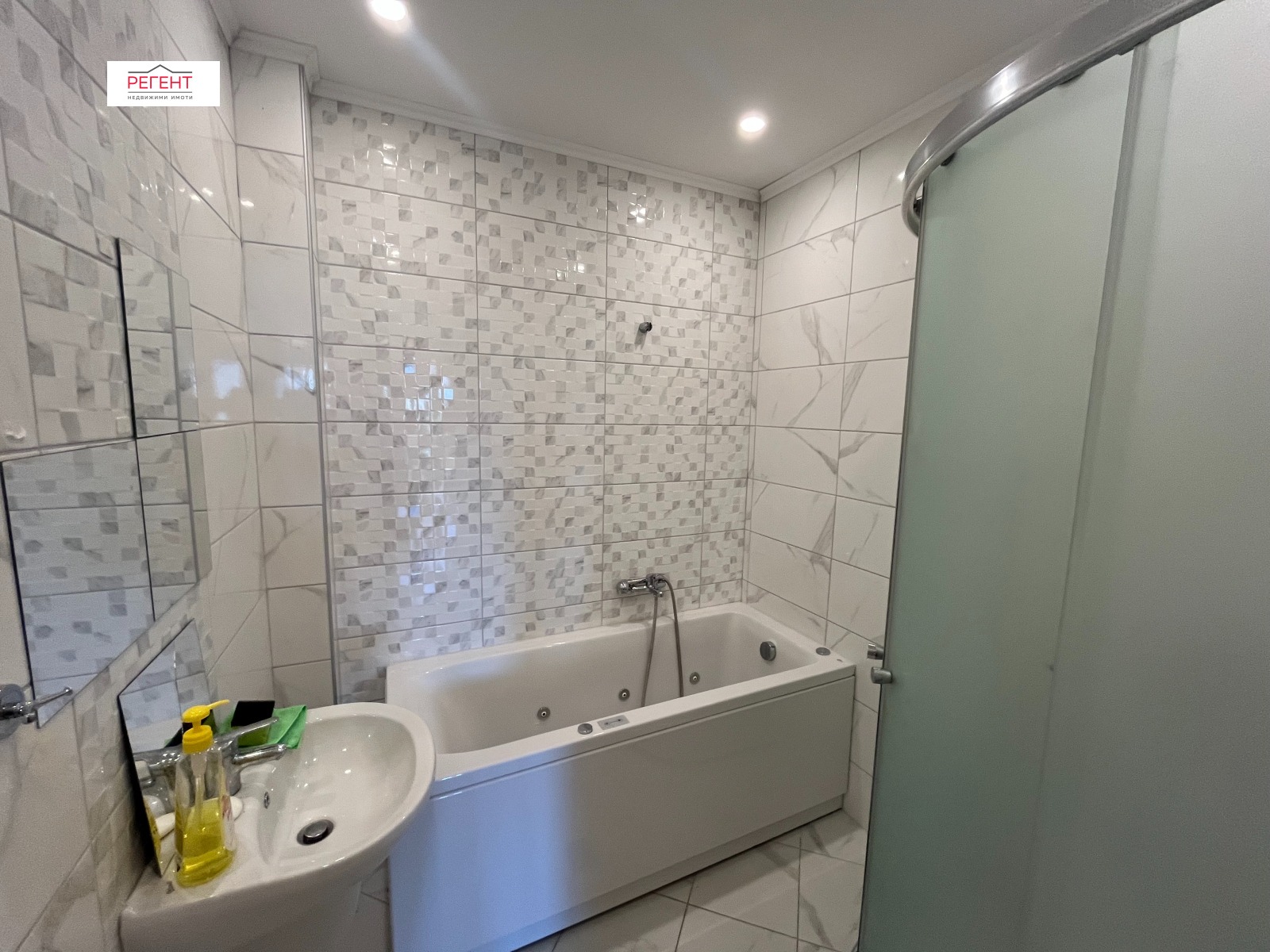 Продава 3-СТАЕН, гр. Габрово, Център, снимка 9 - Апартаменти - 54834622