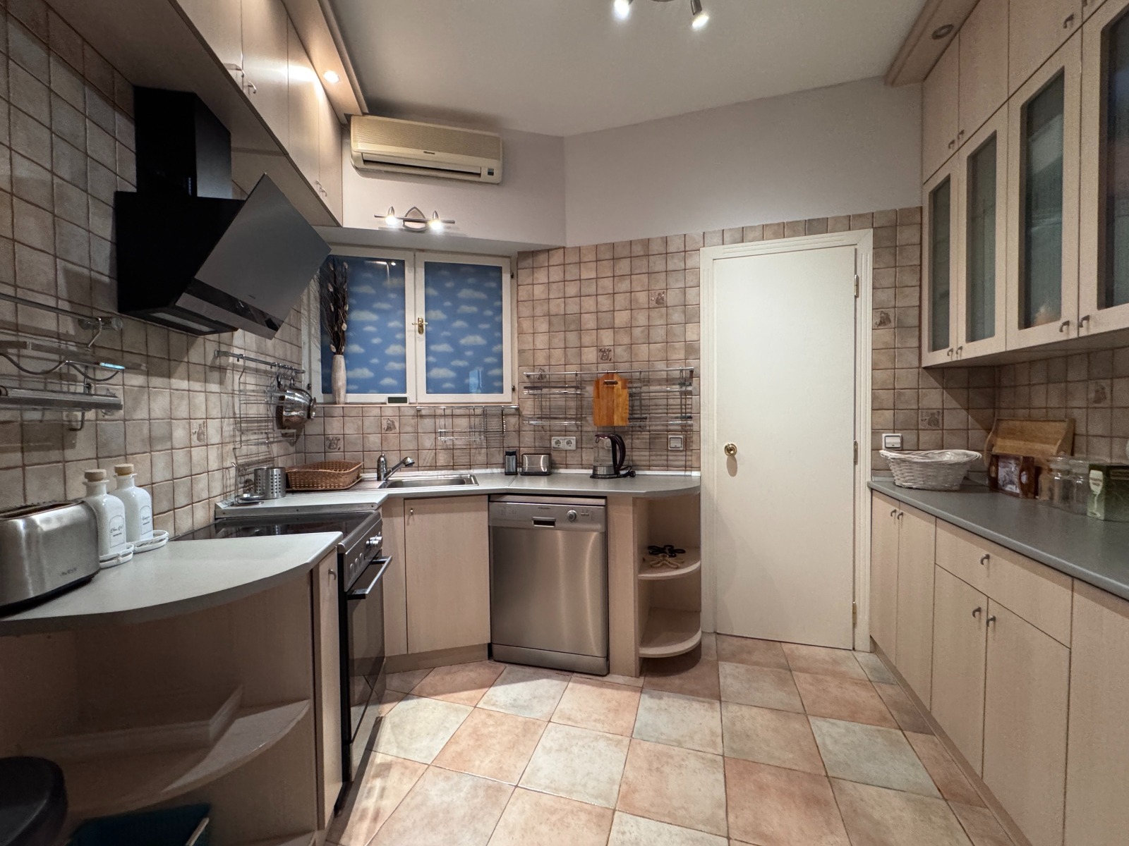Продава 3-СТАЕН, гр. Пловдив, Център, снимка 4 - Апартаменти - 54910541