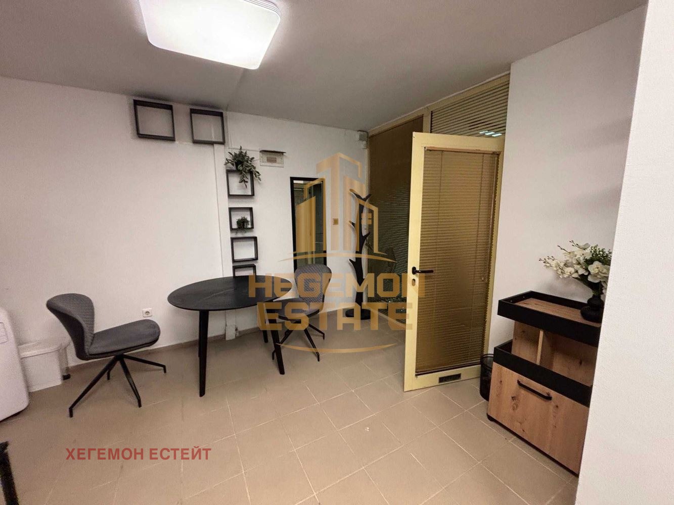 Продава ОФИС, гр. Варна, Център, снимка 3 - Офиси - 55703433