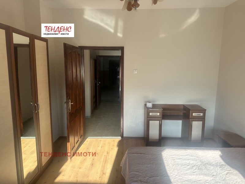 Продава 3-СТАЕН, гр. Кърджали, Център, снимка 2 - Апартаменти - 53172159